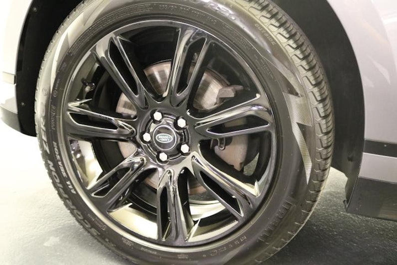 Vehicle image LAND ROVER RANGE ROVER VELAR