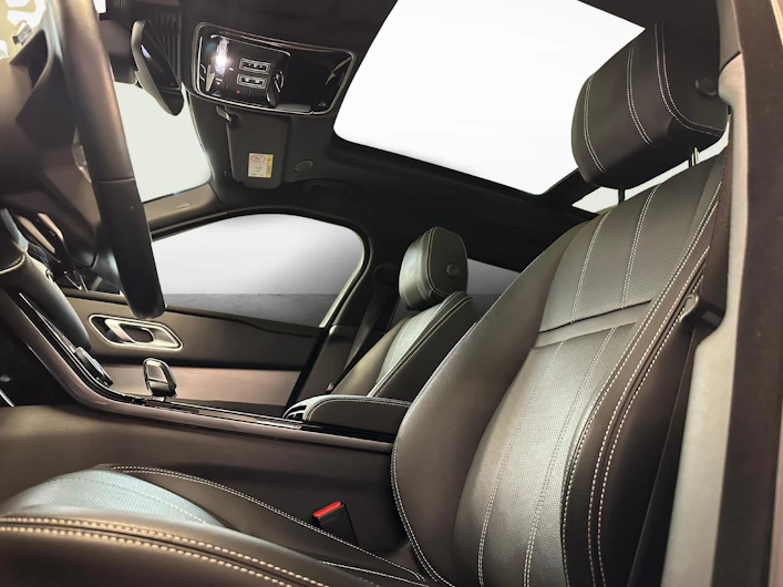 image du véhicule LAND ROVER RANGE ROVER VELAR