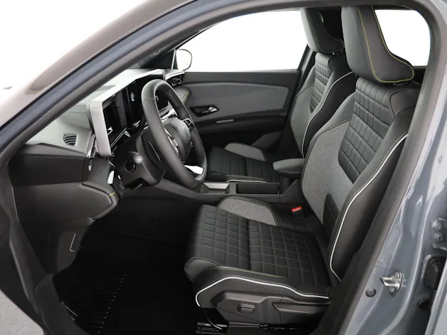 Renault 4 E-Tech Comfort Range iconic