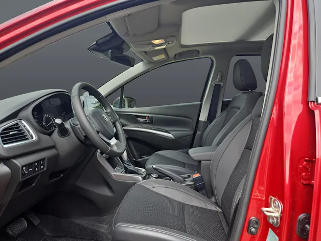 Suzuki S-Cross 1.4 T Compact Top Hybrid 4x4
