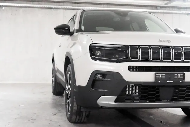 Jeep Avenger Summit / Leasing à partir de 0.99%