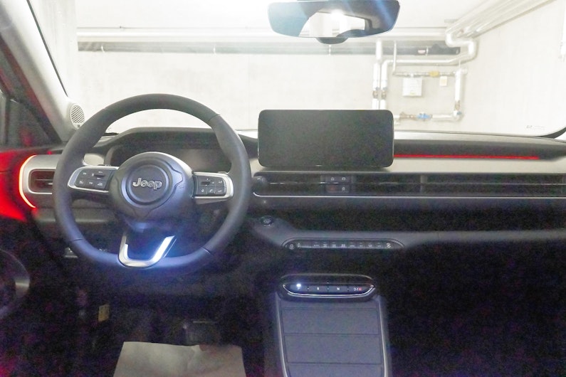 Vehicle image JEEP AVENGER