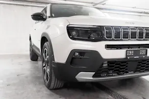Jeep Avenger Summit / Leasing à partir de 0.99%