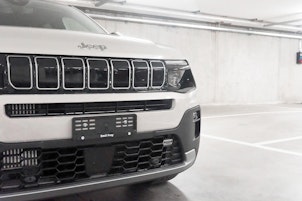 Vehicle image JEEP Avenger Summit