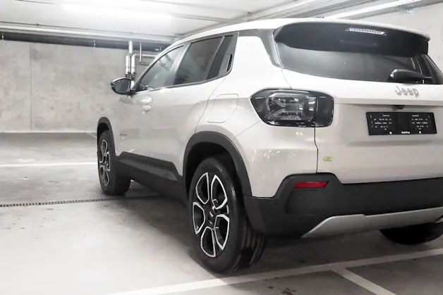 Jeep Avenger Summit / Leasing à partir de 0.99%