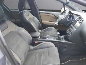 DS Automobiles 4 1.6 THP 210 Sport Chic