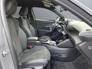 Peugeot 2008 1.2 Hybrid GT