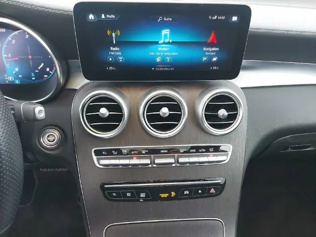 Mercedes-Benz GLC-Klasse Coupé GLC 220 AMG Line