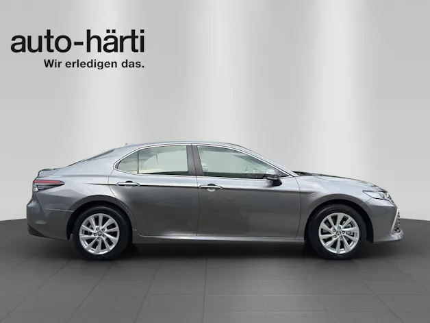 Toyota Camry 2.5 HSD e-CVT com.