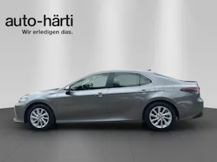 Toyota Camry 2.5 HSD e-CVT com.