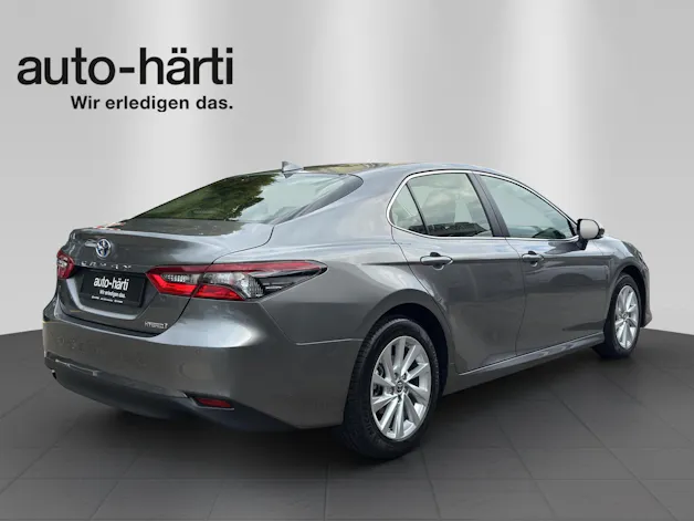 Toyota Camry 2.5 HSD e-CVT com.