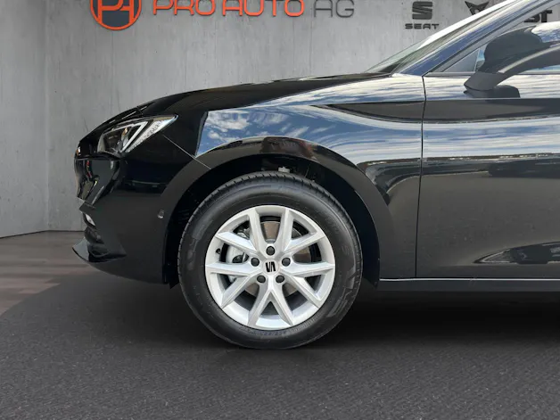 SEAT Leon ST 1.5 eTSI mHEV DSG Style
