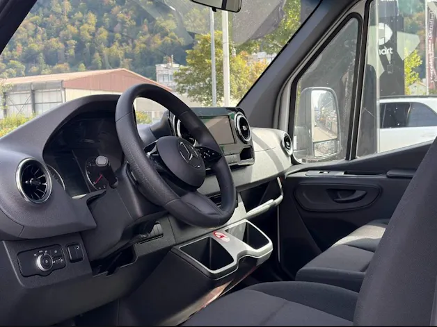 MERCEDES-BENZ Sprinter 317 CDI BASE Blache / Hebebühne