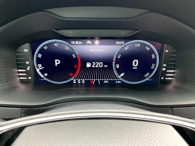 Škoda Karoq 1.5 TSI Selection DSG