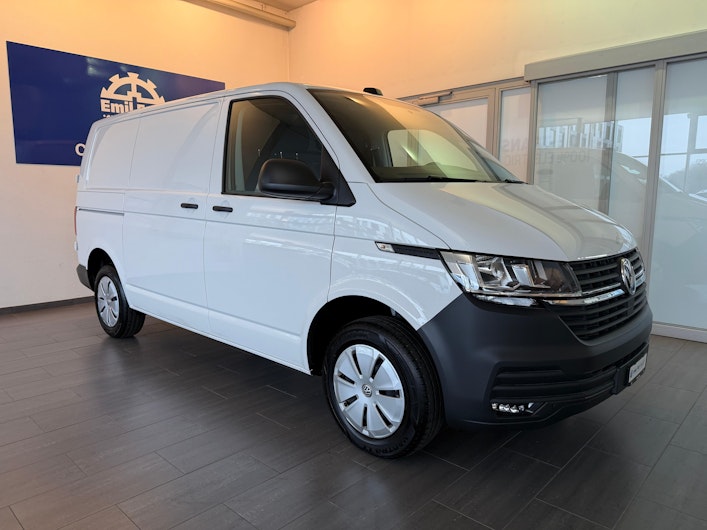 Vehicle image VW T6