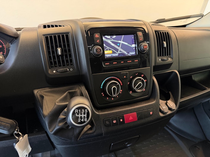 Vehicle image OPEL MOVANO