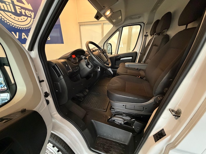 Vehicle image OPEL MOVANO