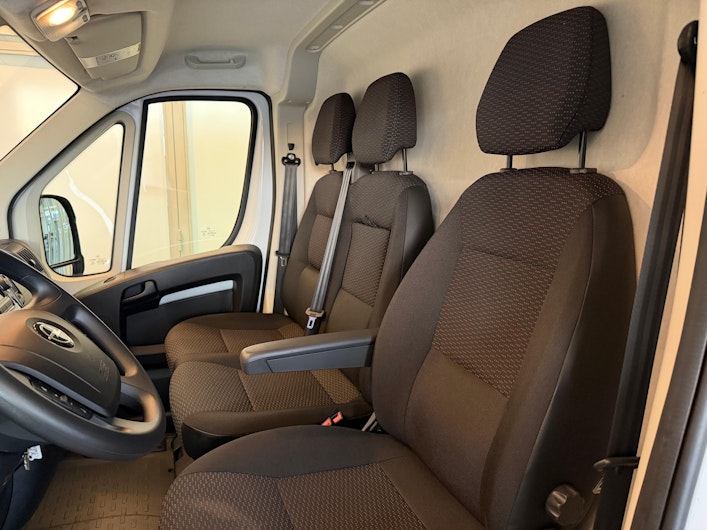 Vehicle image OPEL MOVANO