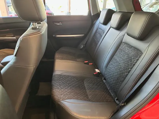 Suzuki Vitara 1.4 T Compact Top Hybrid 4x4