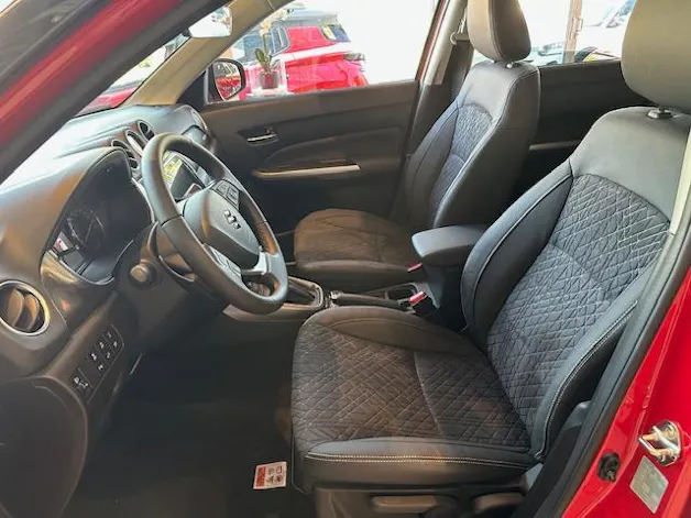 Suzuki Vitara 1.4 T Compact Top Hybrid 4x4