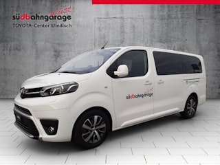 Vehicle image TOYOTA PROACE VERSO 0 Vehicle image TOYOTA PROACE VERSO 0