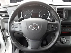 Toyota PROACE Verso L2 2.0 D Trend