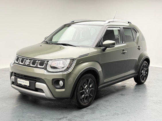 First vehicle image