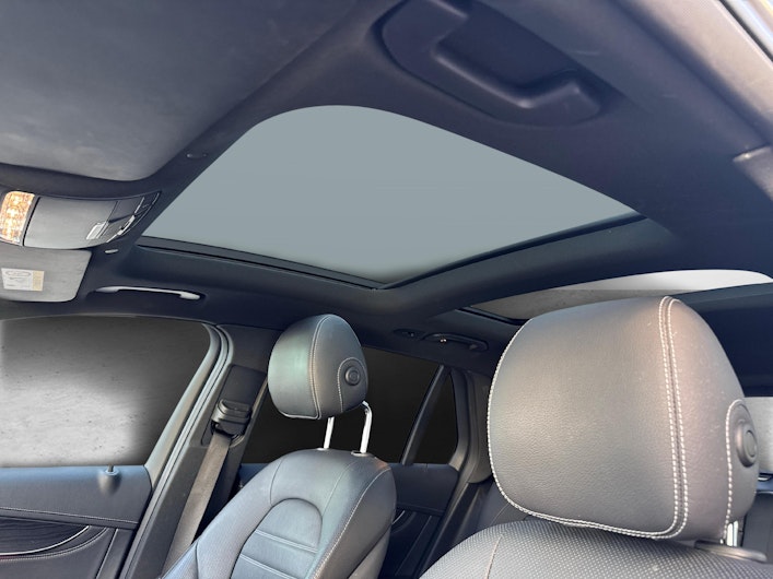 Fahrzeugbild MERCEDES-BENZ GLC 300