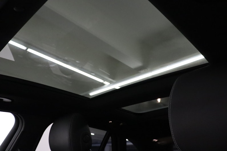 Vehicle image MERCEDES-BENZ GLC 300