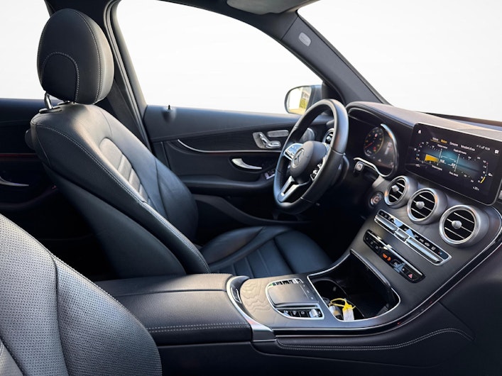 Fahrzeugbild MERCEDES-BENZ GLC 300