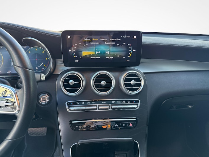 Fahrzeugbild MERCEDES-BENZ GLC 300