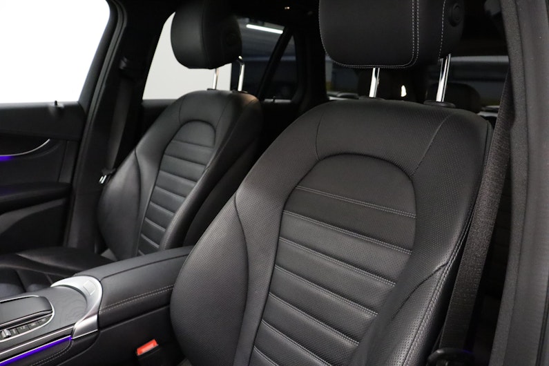 Vehicle image MERCEDES-BENZ GLC 300