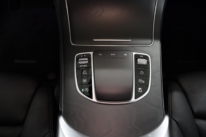 Vehicle image MERCEDES-BENZ GLC 300