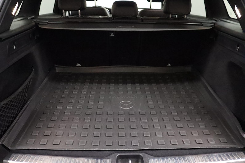 Vehicle image MERCEDES-BENZ GLC 300