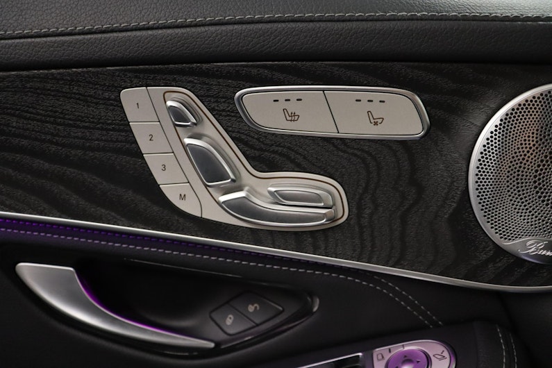 Vehicle image MERCEDES-BENZ GLC 300