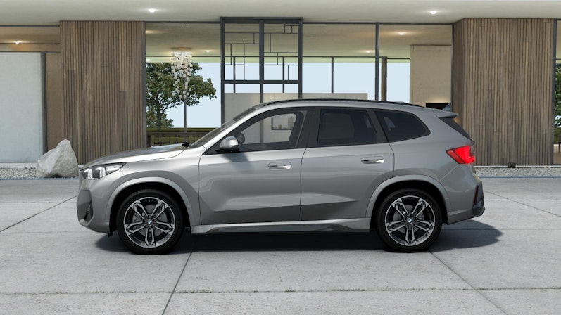 Vehicle image BMW iX1