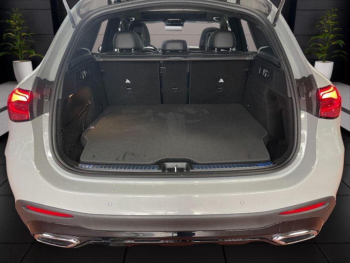 Vehicle image MERCEDES-BENZ GLC 400