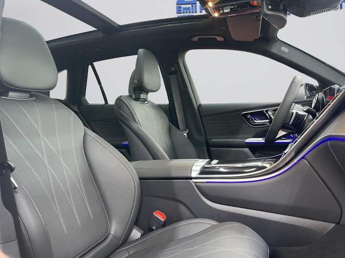 Vehicle image MERCEDES-BENZ GLC 400