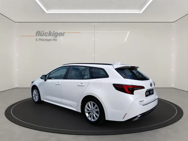 Toyota Corolla Touring Sports 1.8 HSD Comfort