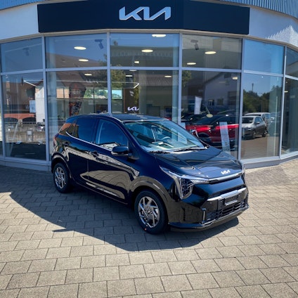 First vehicle image First vehicle image