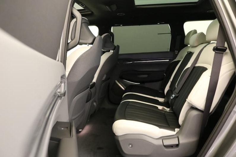 Vehicle image KIA EV9