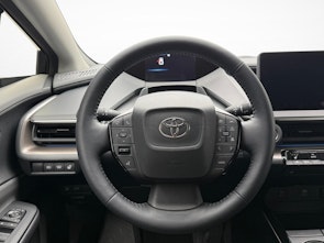 Vehicle image TOYOTA Prius 2.0 Plug-In-Hybrid Style