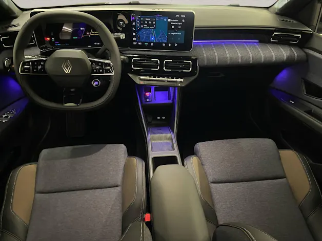 Renault 5 E-Tech Comfort 52 kwh Range techno