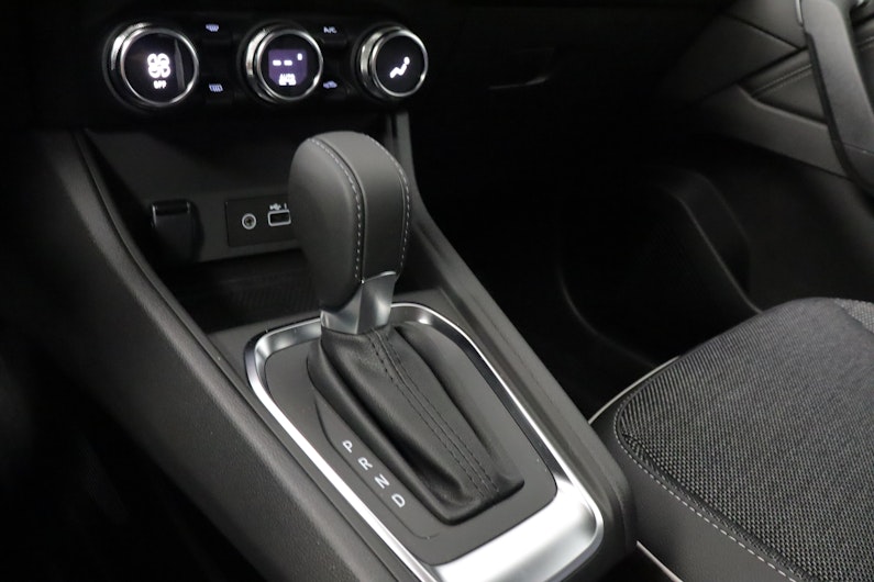 Vehicle image MITSUBISHI ASX