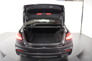 Vehicle image BMW 530i xDrive SAG