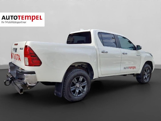 Vehicle image 14 Vehicle image 14