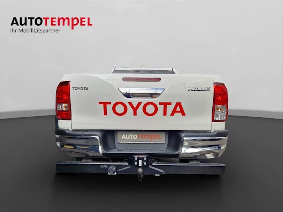 Vehicle image 10 Vehicle image 10