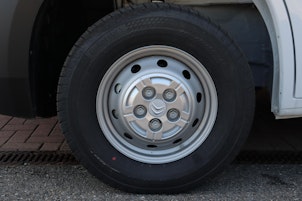 Vehicle image CITROEN Jumper Kaw. 35 L3H3 2.2 BlueHDi 140 S/S