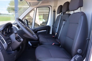 Vehicle image CITROEN Jumper Kaw. 35 L3H3 2.2 BlueHDi 140 S/S