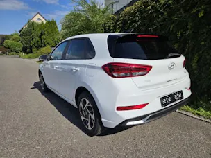 Hyundai i30 1.5 T-GDi Amplia DCT